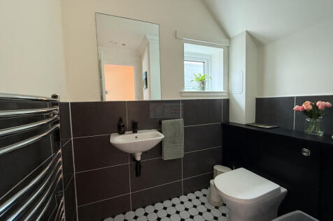 Cloakroom.JPG
