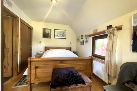 6 Bedroom 3a.JPG
