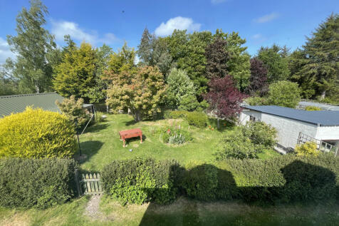 Garden a.JPG