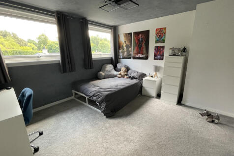 Bedroom 3a.JPG