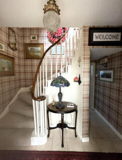 Hallway.JPG