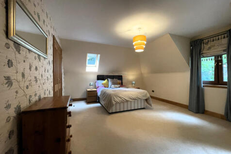 Bedroom 2a.JPG