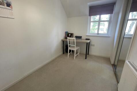 Bedroom 2a.JPG