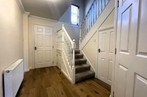 Hallway.JPG