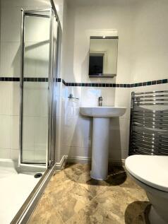 En-Suite Shower Room.JPG