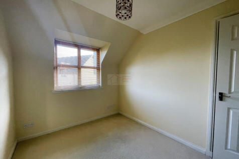 Bedroom 3a.JPG