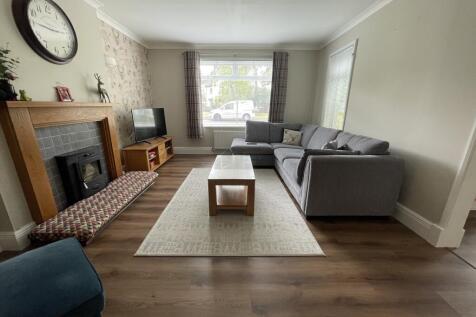 Lounge a.JPG