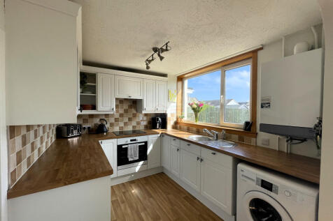 Kitchen a.JPG