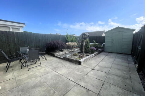 Garden a.JPG