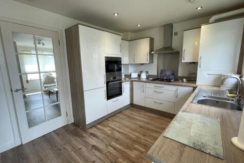 Kitchen c.JPG
