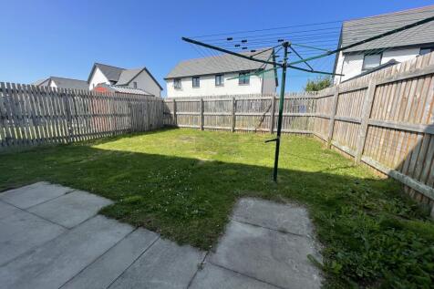 Rear Garden a.JPG