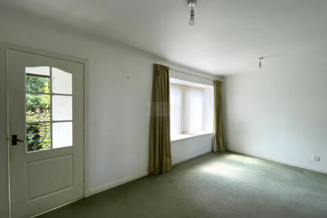 Lounge b.JPG