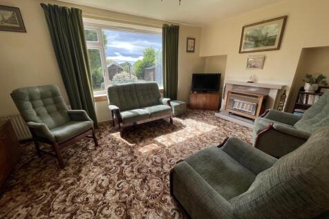 Lounge a.JPG