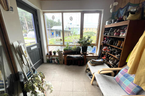 Sun Room Porch.JPG