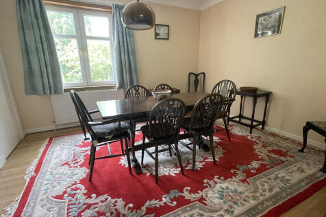 Dining room a.JPG