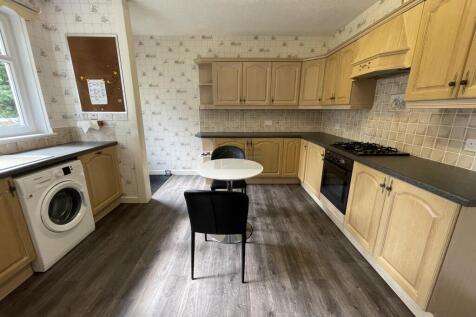 Kitchen a.JPG