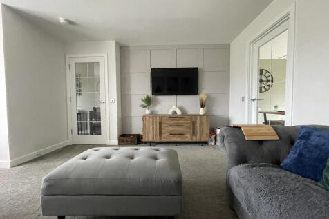 Lounge b.JPG