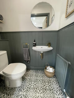 Cloakroom.JPG