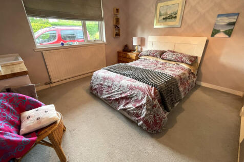 Bedroom 3a.JPG