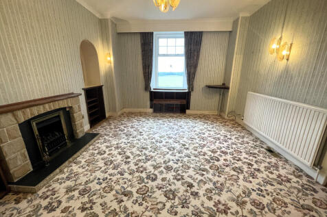 Lounge c.JPG