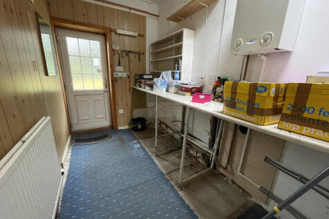 Utility Room.JPG
