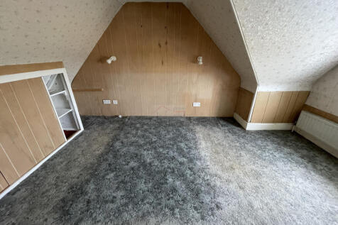 Bedroom 4.JPG