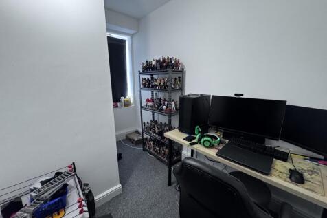 IMAGE 5