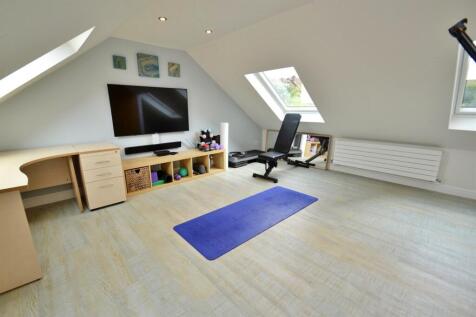 Bedroom 5/Studio