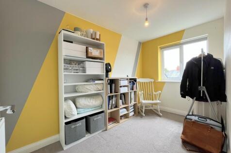 BEDROOM 3