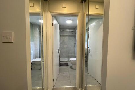 FITTED WARDROBES