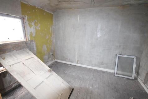 ROOM 6