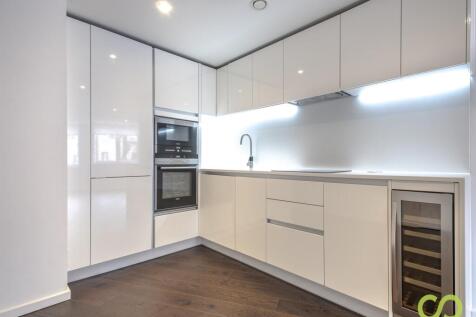 Kitchen (Main)