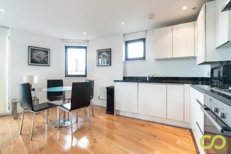 Kitchen (Main)