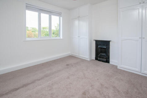 bedroom 2 rear