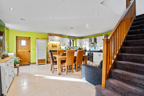 kitchen dining ro...