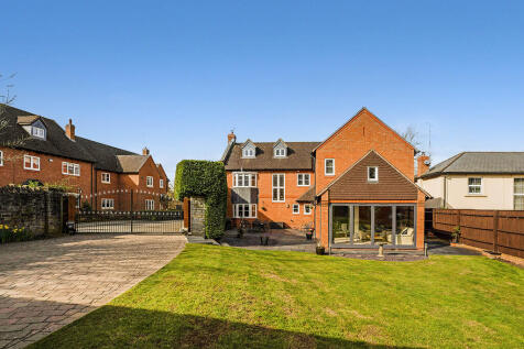 rear elevation ga...