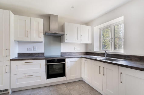 kitchen dining ro...