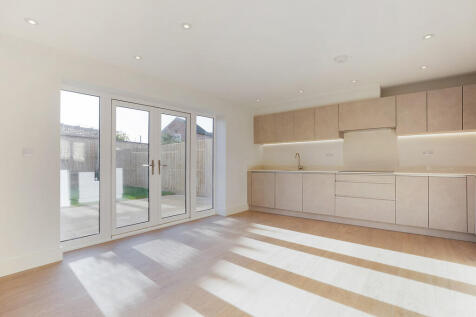 kitchen dining ro...