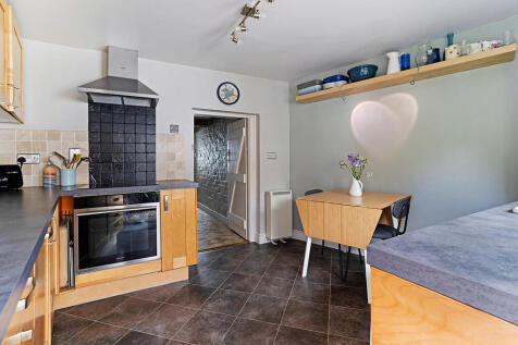 kitchen dining ro...