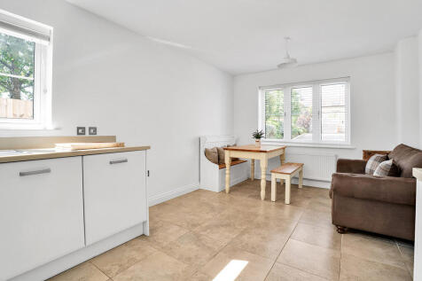 kitchen dining ro...