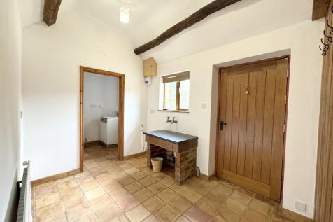 entrance hall 2