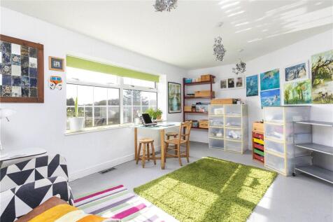 Office/Studio/Bed 4