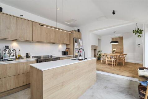 Breakfast Kitchen