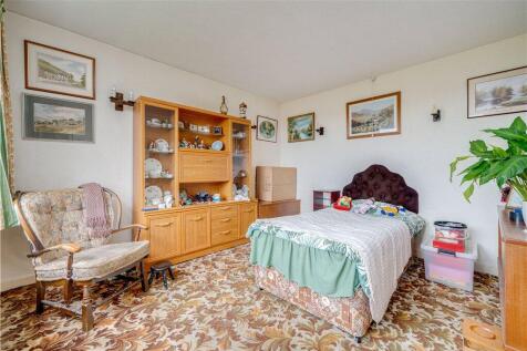 Bedroom (Downstairs)