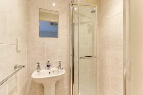 En Suite Showe Room