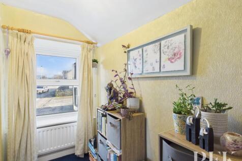Office/Study/Dressing Room