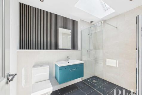 Ensuite Shower Room
