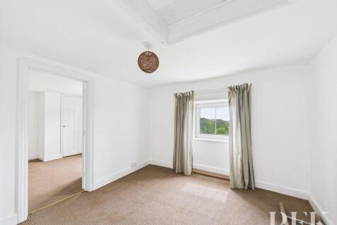 Dressing Room/Bedroom 8