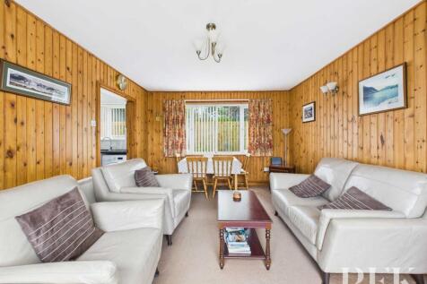 Lounge-Dining Room