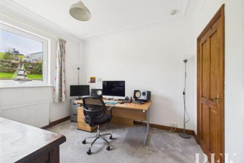 Bedroom/Office
